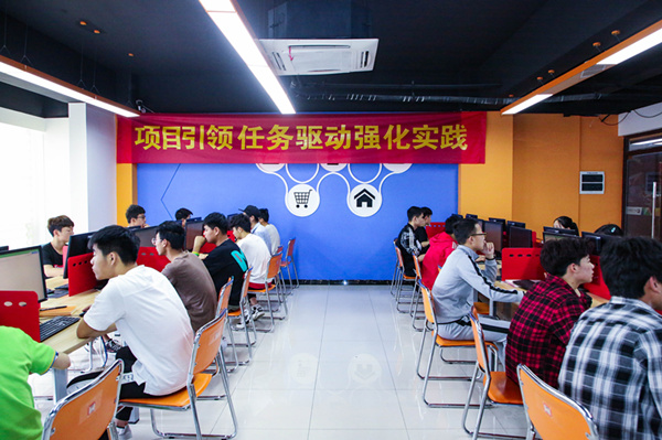 搞互聯(lián)網(wǎng)教育我們是認真的，搞互聯(lián)網(wǎng)知識競賽我們也是認真的！