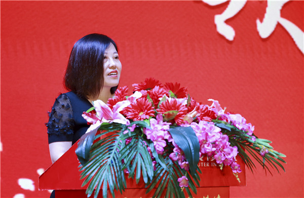 南京新華2019年新生開學(xué)典禮暨CEAC獎(jiǎng)學(xué)金頒獎(jiǎng)盛典隆重舉行！