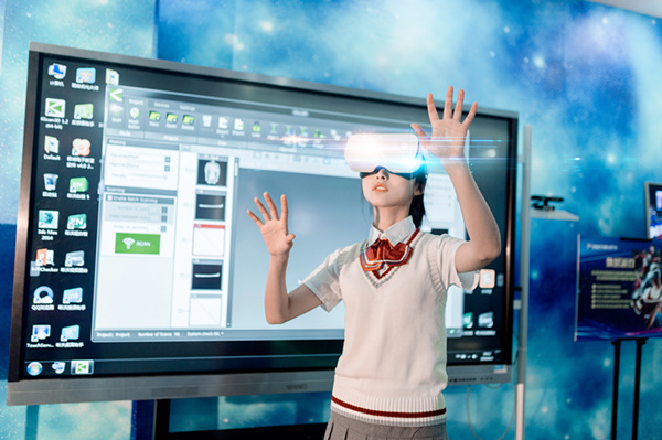 初<a href=http://njxh.cn target=_blank class=infotextkey>高中</a>女生成績(jī)不理想，可以學(xué)什么技術(shù)？