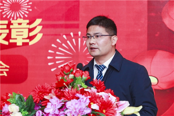 2020春季教學(xué)質(zhì)量月總結(jié)表彰暨教學(xué)研發(fā)部署大會隆重舉行！