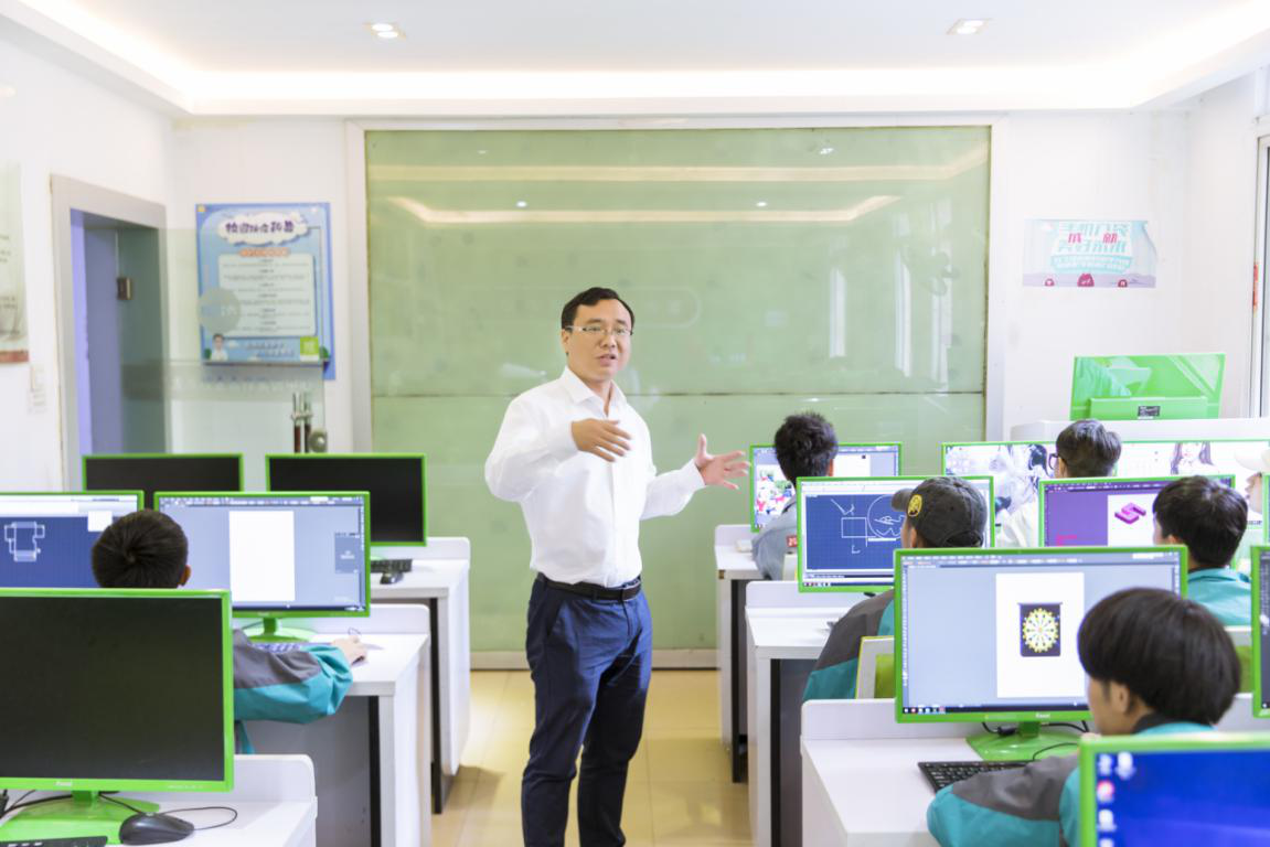 <a href=http://njxh.cn target=_blank class=infotextkey>專業(yè)</a>榜樣 | 砥礪前行 時(shí)代風(fēng)向！