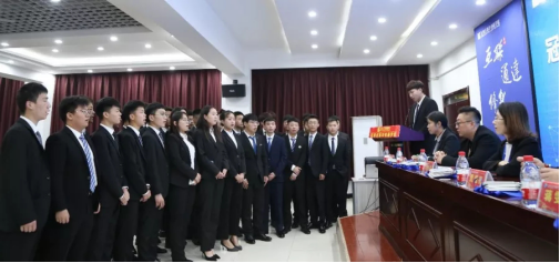 新華互聯網科技攜手名企，定向委培人才，讓學生好就業(yè)、就好業(yè)！
