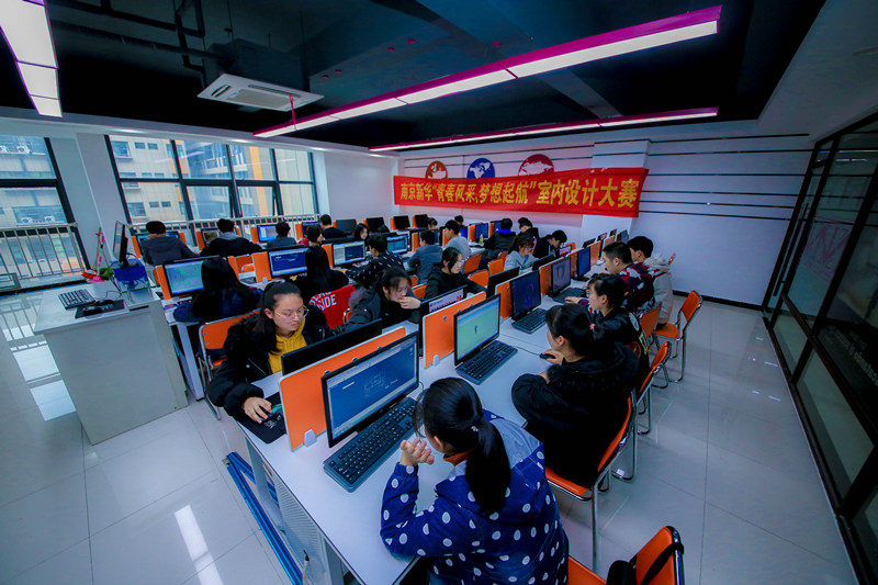 成績不好的同學該如何選擇職業(yè)學校？南小新話說