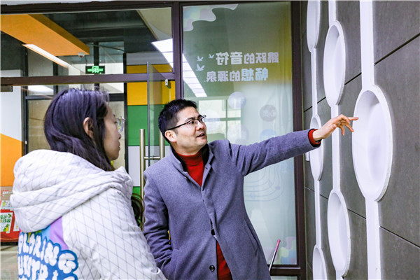 新課堂，迎接新成長|南新新華美妝新生參觀新教室