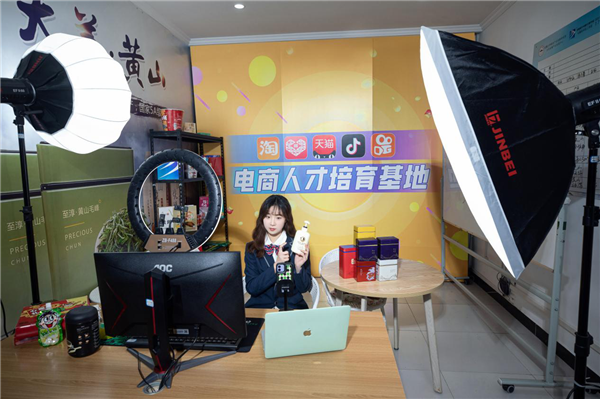 暴露年齡！這些新華老廣告詞里，有你的童年回憶！