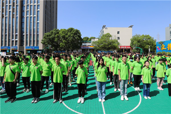 新生力量 向上成長(zhǎng)|南京新華2022年秋季新生職業(yè)素質(zhì)拓展訓(xùn)練正式開(kāi)營(yíng)！