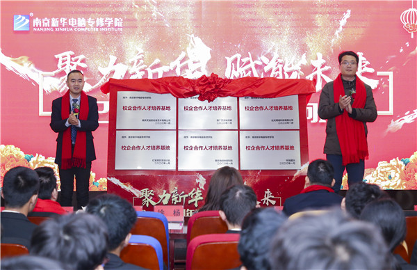 選擇做一個(gè)初級(jí)勞動(dòng)力，還是做一個(gè)高技能人才？