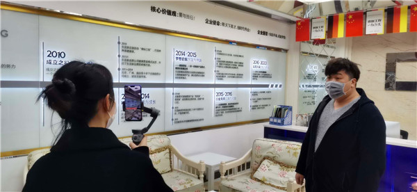 就業(yè)保障丨畢業(yè)學子線上參觀合作企業(yè)，促進校企合作三方共贏！